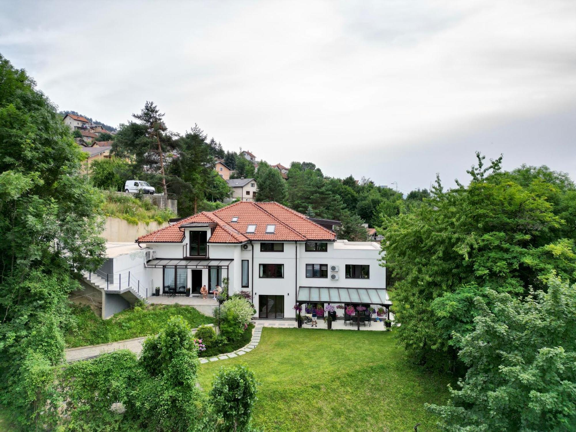 Residence 33 Сараєво Екстер'єр фото