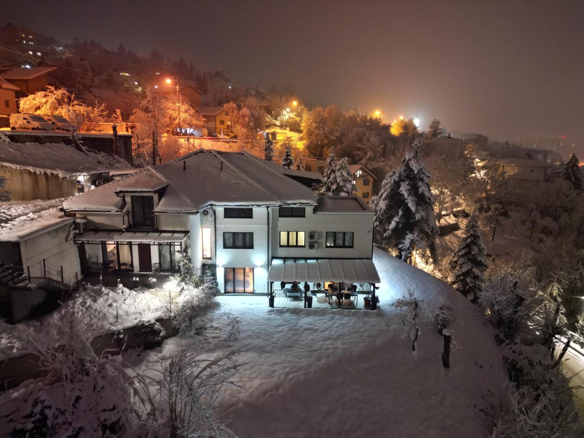 Residence 33 Сараєво Екстер'єр фото